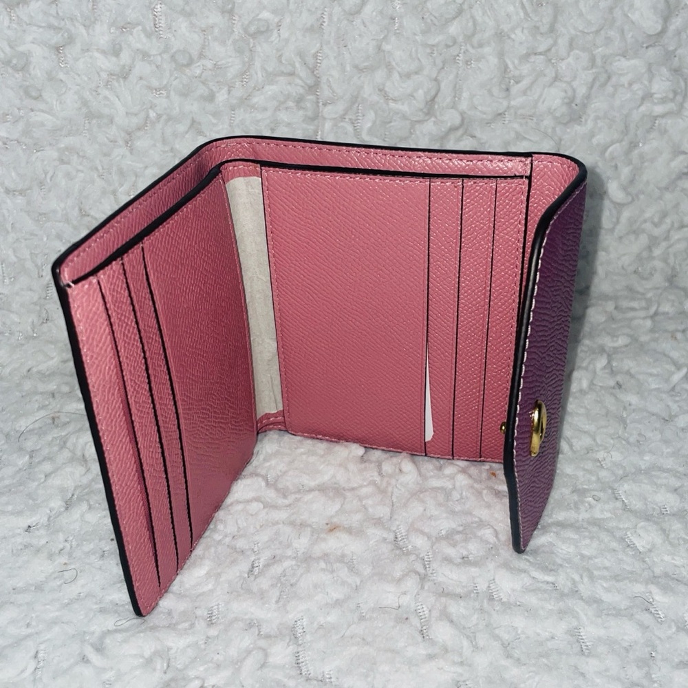 New Coach Metallic Quilted leather Colorblock Camera Bag and Wallet Set in Pink - Picture 17 of 17